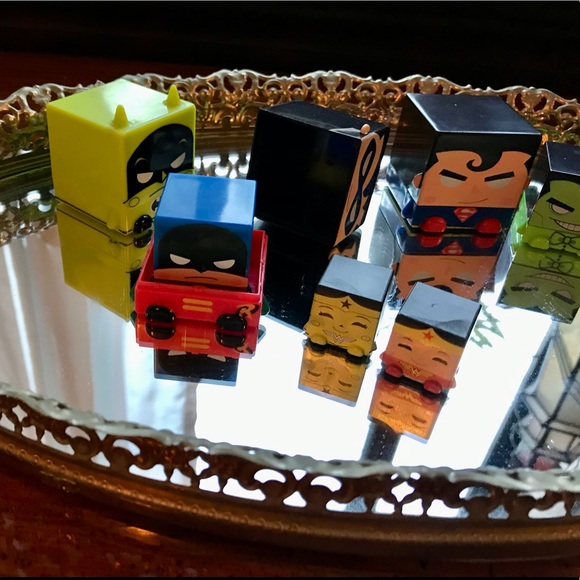 DC Comic Superhero Cubes Plastic Mini Stacking Nesting Cube Character Toys - Picture 5 of 11